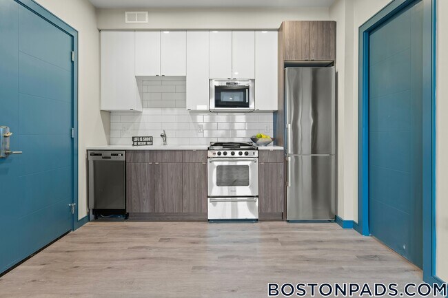 Foto del edificio - 1258 Massachusetts Ave
