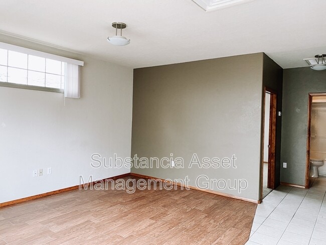 Building Photo - 2612 NW 50th St