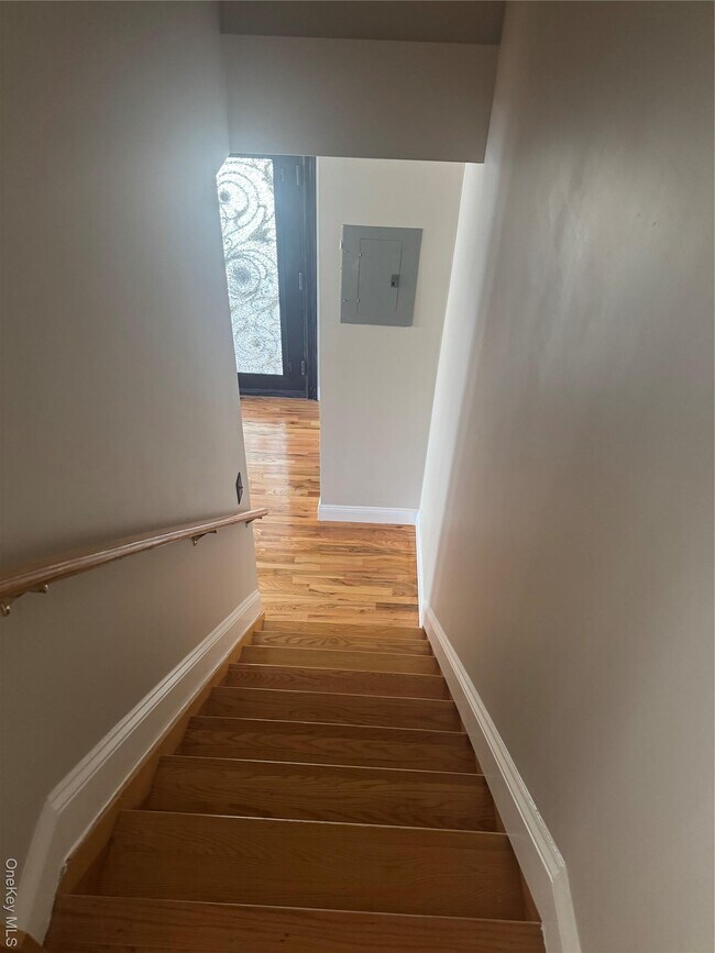 Foto del edificio - 3177 Wissman Ave