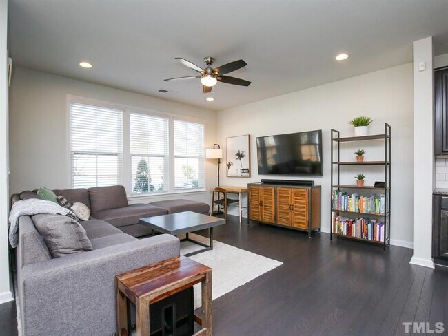 Foto del edificio - 856 New Derby Ln