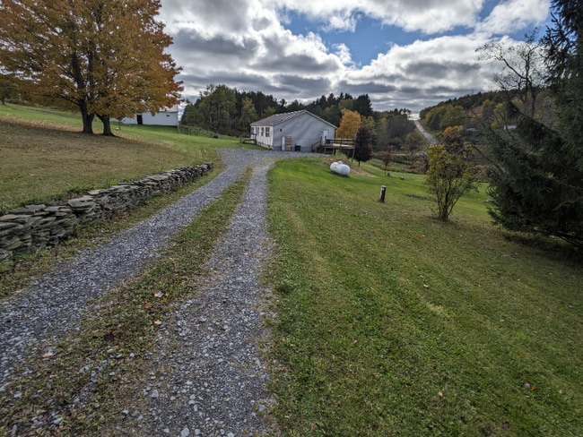 Building Photo - 10915 Roloson Rd