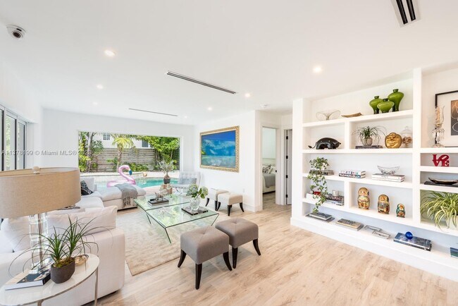 Foto del edificio - 340 Ridgewood Rd