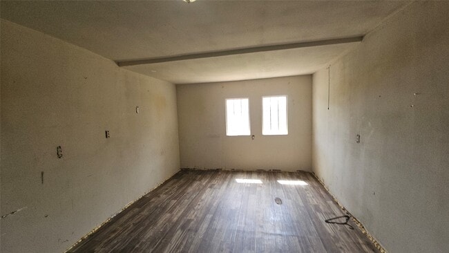 Building Photo - 6502 W Montgomery Rd