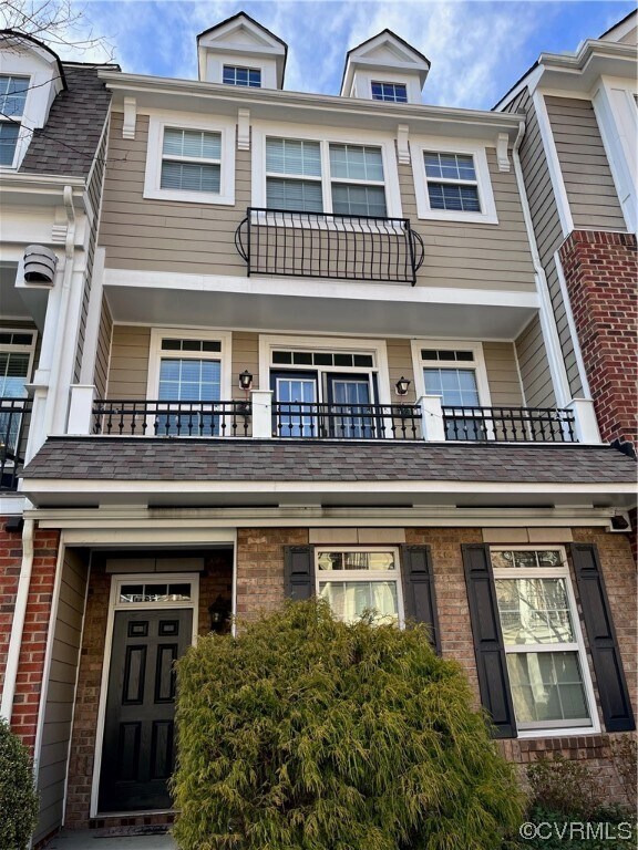Primary Photo - 3908 Brownstone Blvd