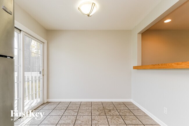 Foto del edificio - 1713 W Oakleaf Dr