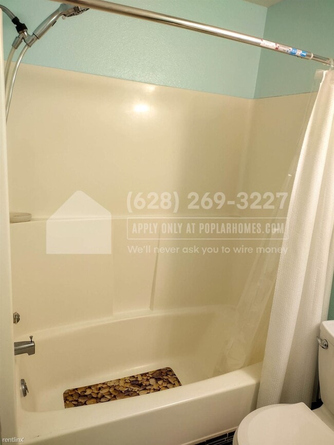 Building Photo - 3 br, 2 bath House - 217 Hawthorne Avenue S -