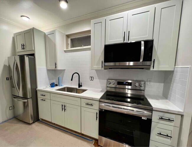 Foto del edificio - 5001 Whitney Ave