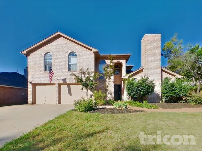 Foto del edificio - 2817 Laurel Hill Dr