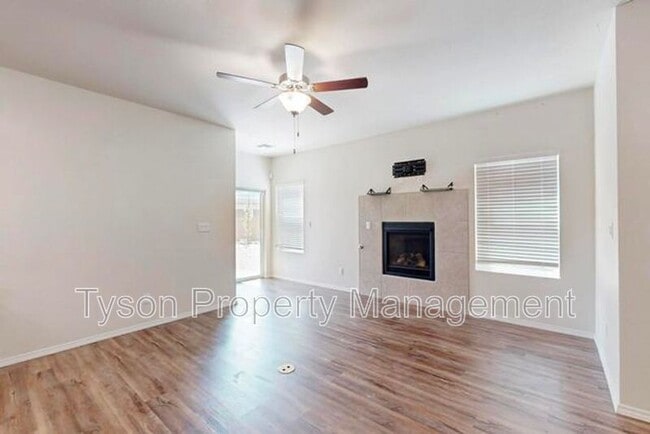 Building Photo - 1630 Tierra Alta Ct NW