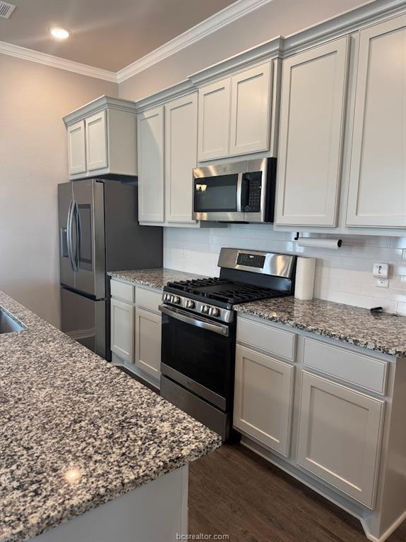 Foto del edificio - Southern Point Subdivision with Pool, Basketball and Pickleball. Includes washer and dryer in the...