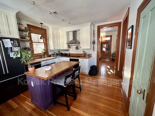Foto del edificio - 144 W Apricot Ave