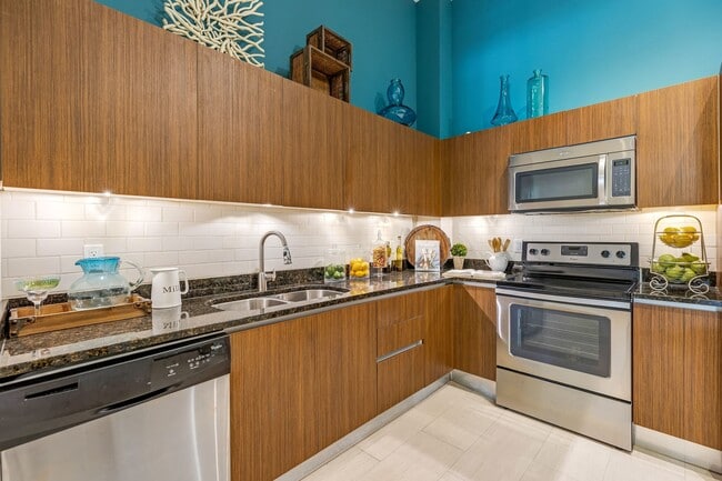 Interior Photo - The Manor at Flagler Village