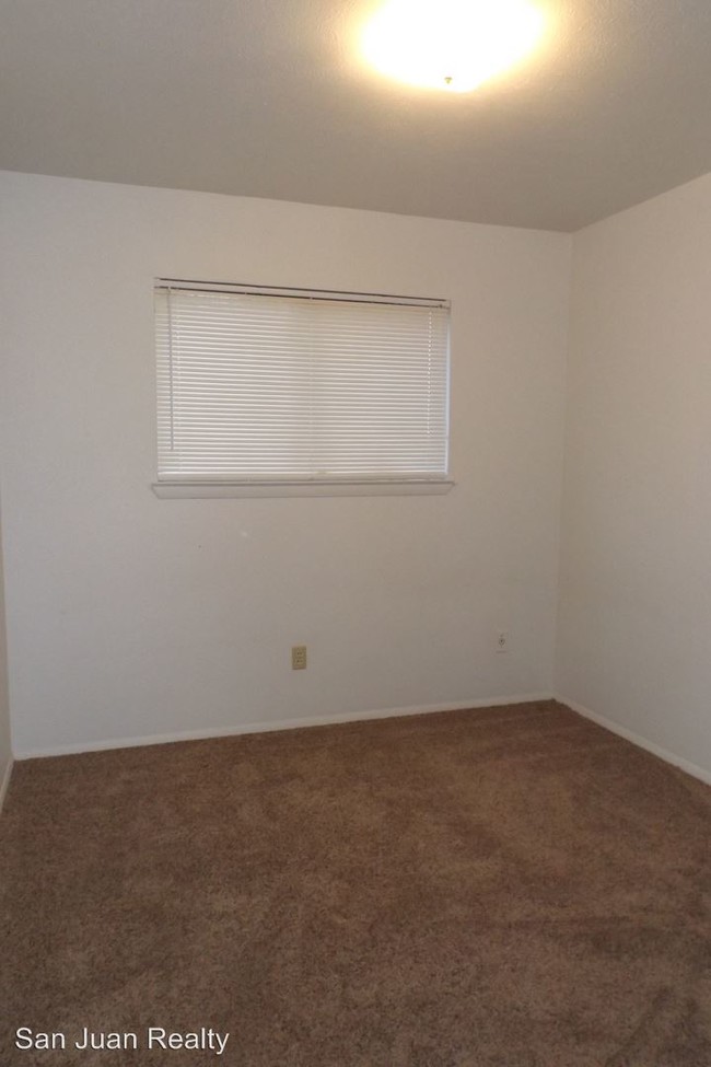 Building Photo - 4920 Kayenta Cir