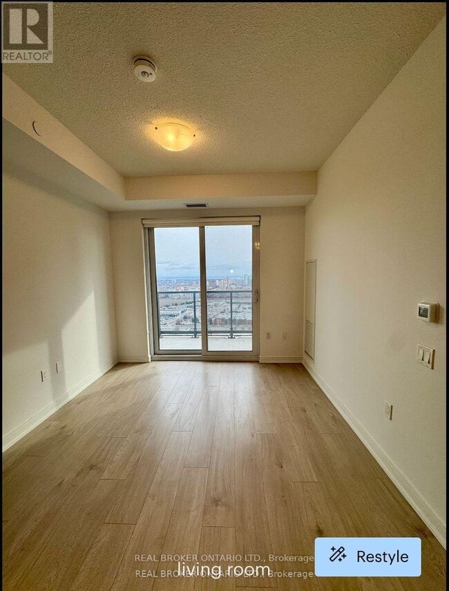 Building Photo - 8 Nahani Way