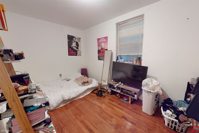 Building Photo - 2 br, 1 bath Duplex - 1629 GERMANTOWN AVE ...