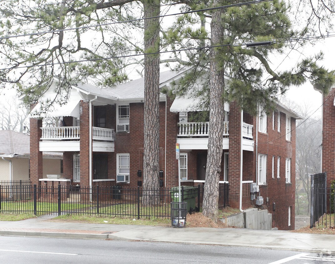 Building Photo - 1152 SW Metropolitan Pky