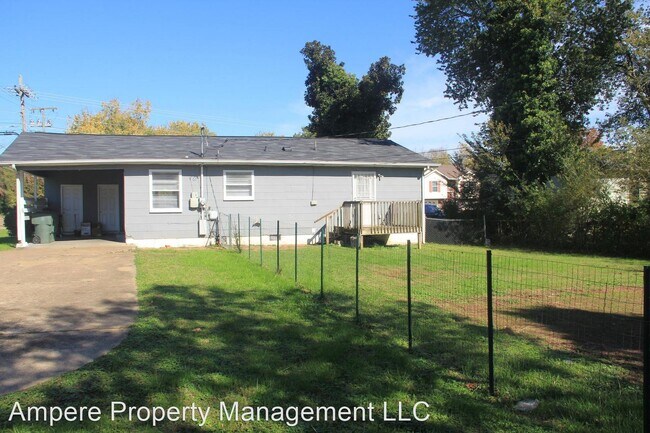Foto del edificio - 3 br, 1 bath House - 4600 Shawhan Rd