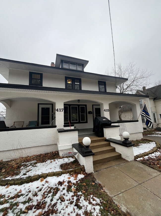 Building Photo - 417 N Main St