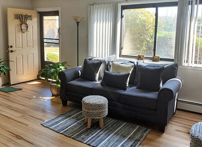 Foto del edificio - 331 Cricket Ln