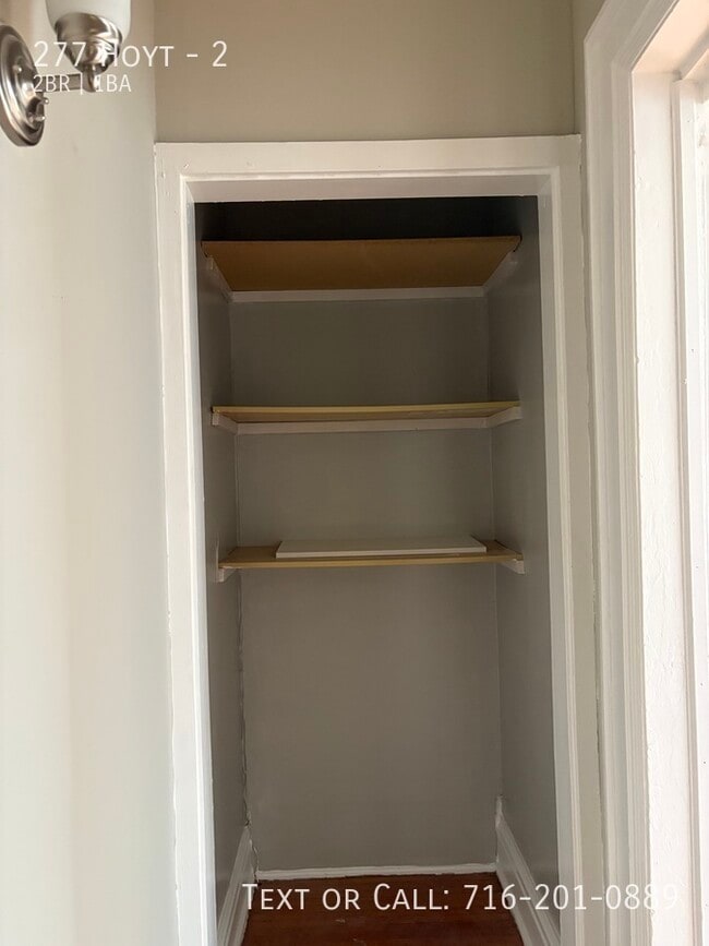 Building Photo - 277 Hoyt-2