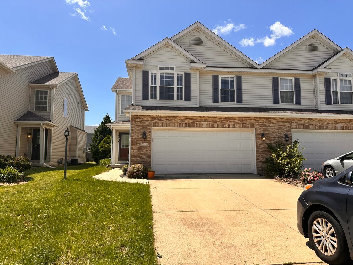 Primary Photo - 2305 Blanche Ln
