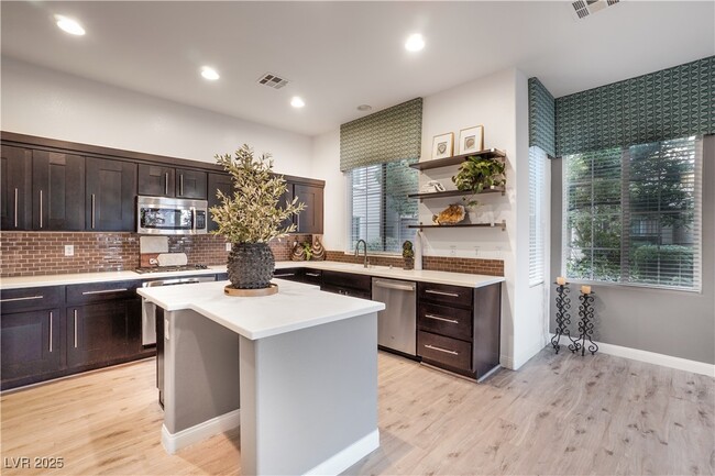 Foto del edificio - 11334 Colinward Ave