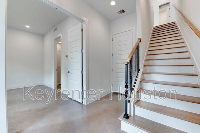 Foto del edificio - 2928 Lamar St