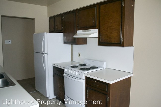 Foto del edificio - 1336-1336 Leonard St NW