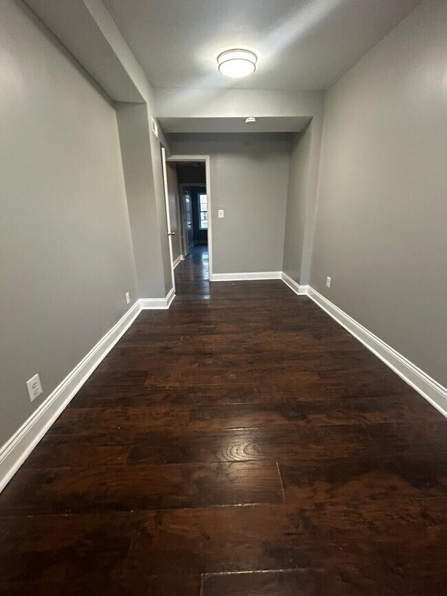 Foto del edificio - 1516 Rutland Avenue