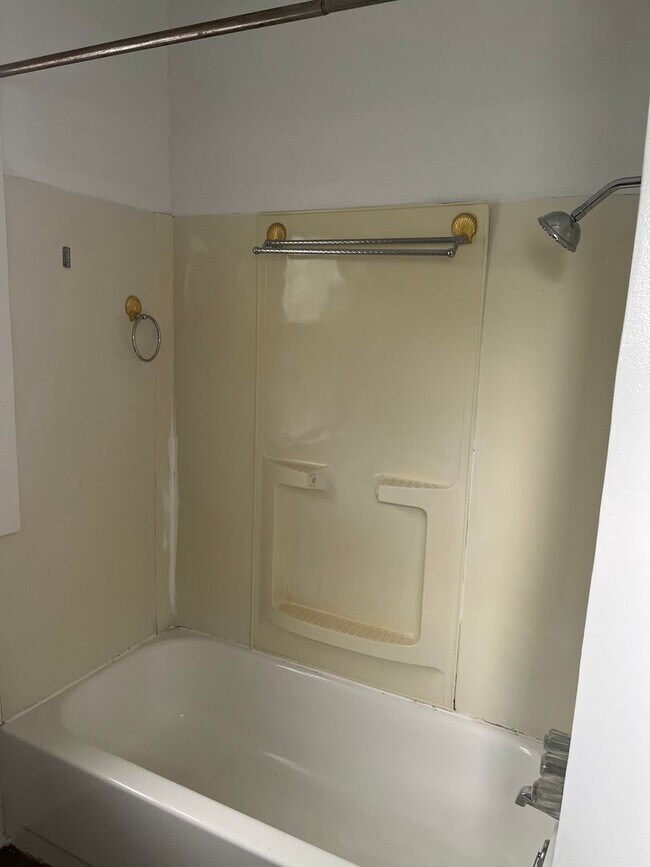 Foto del edificio - 3bd Single Cash Pay