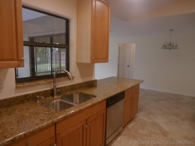 Building Photo - 376 La Mancha Ave