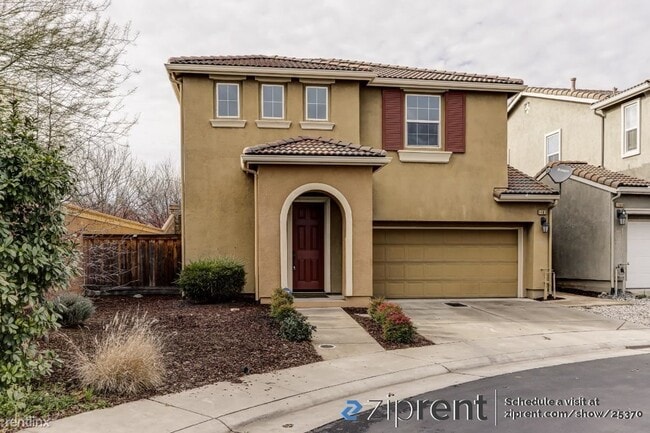Building Photo - 3 br, 2.5 bath House - 1465 Durfee Ct, Fol...