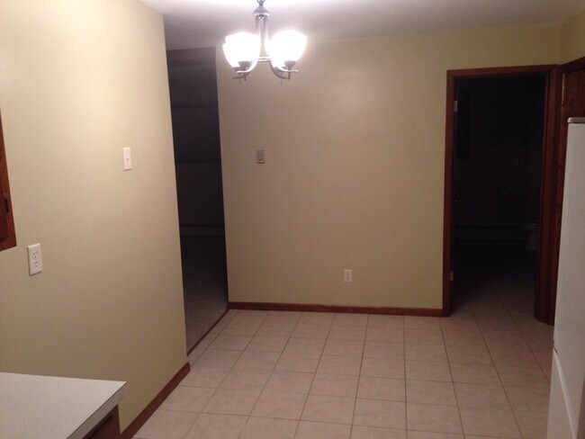 Foto del edificio - 829 Golf View Ln