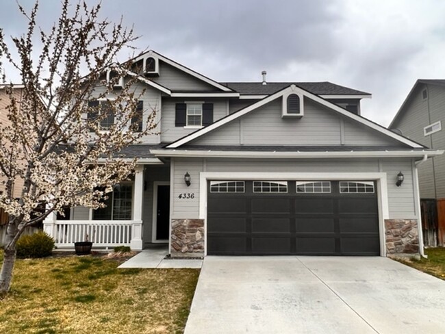 Building Photo - 4336 Cruzatte~Giant East Boise Home Close ...