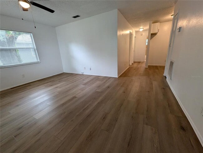 Building Photo - 342 21st Ave S