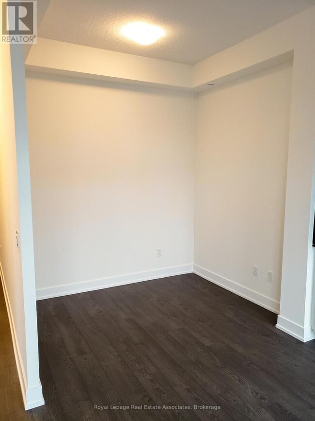 Building Photo - 9 Mabelle Ave