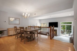 Building Photo - 5016 Cloister Dr