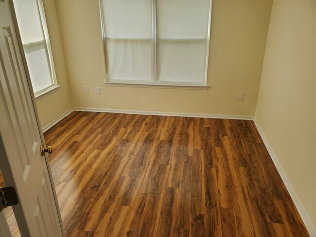 Foto del edificio - 1759 Weatherstone Dr