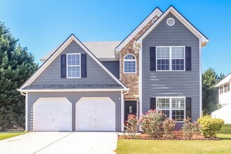 Building Photo - 323 Oakhaven Way