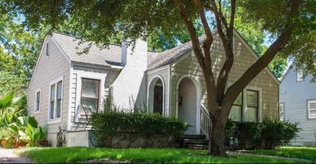 Foto del edificio - 4515 Shoalwood Ave