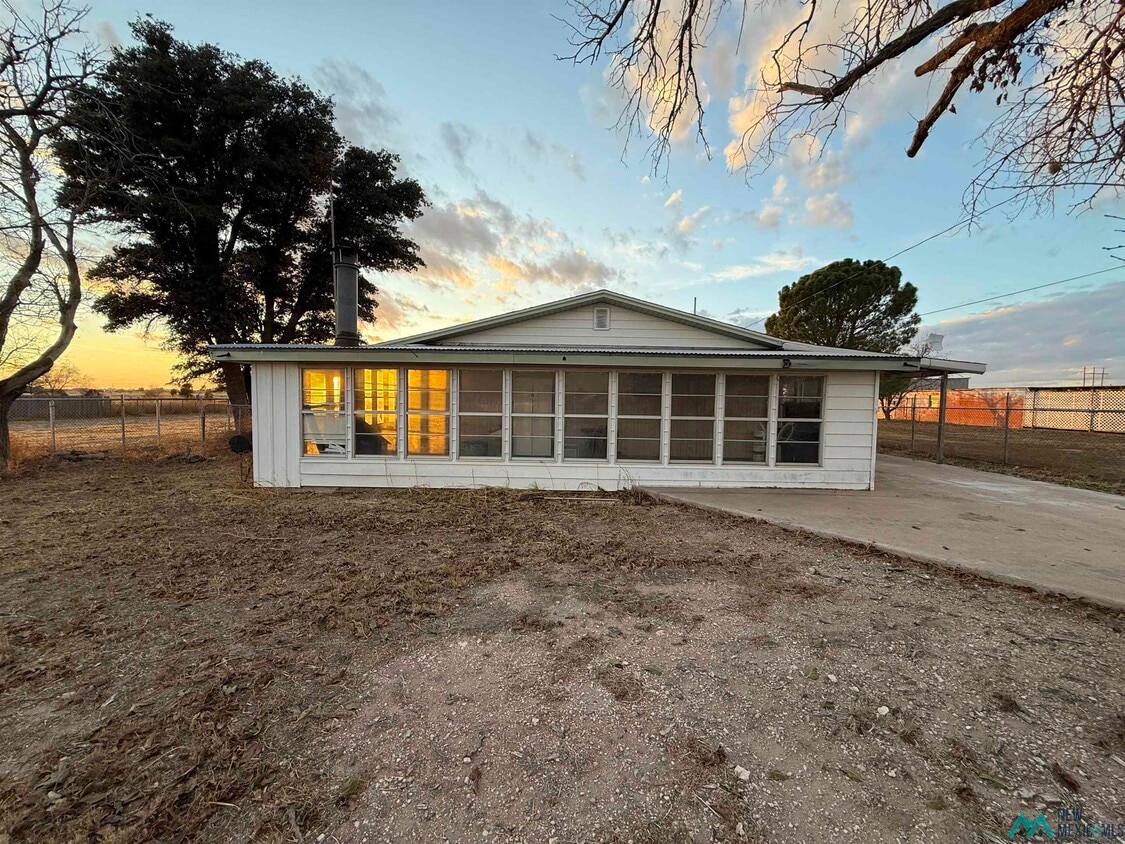 Foto principal - 2805 N Brand Dr