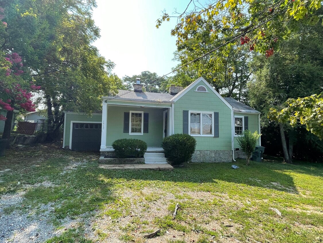 1412 Greenwood Rd, Chattanooga, TN 37411 House Rental in Chattanooga