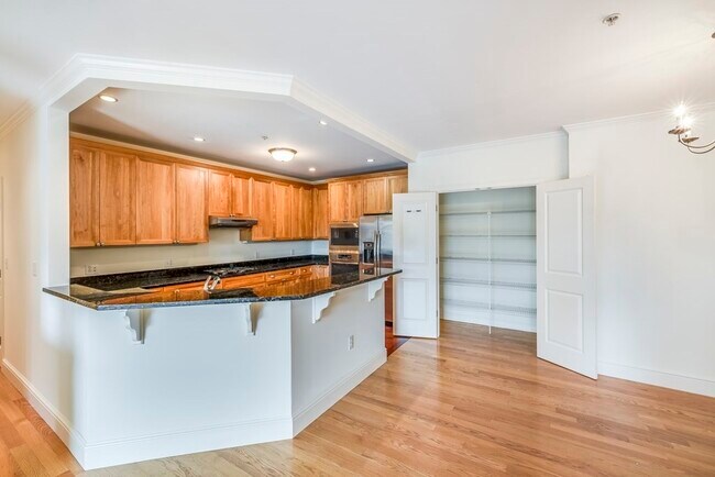 Building Photo - 112 Johnson Woods Dr