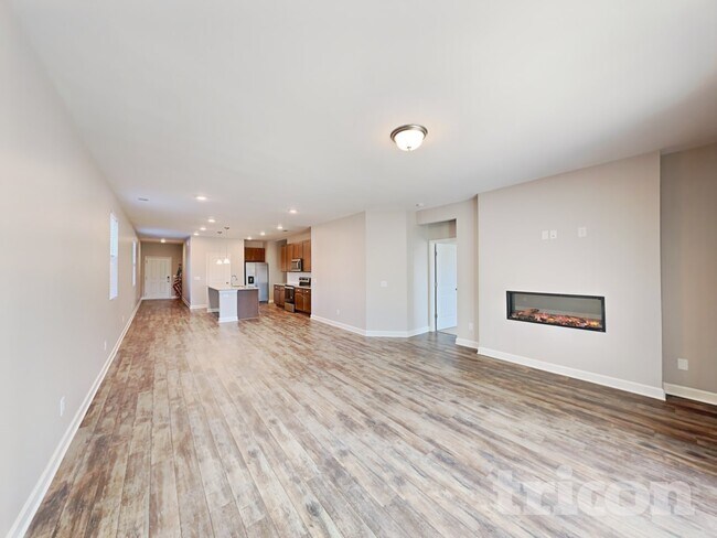 Building Photo - 714 Amberton Dr