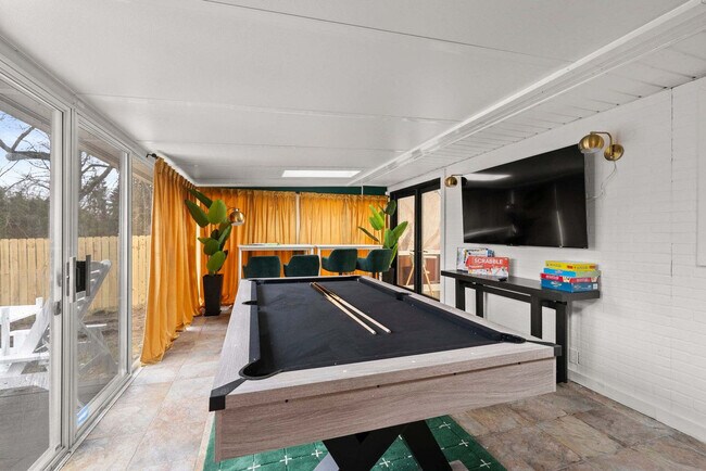 Foto del edificio - 4200 Rudy Rd