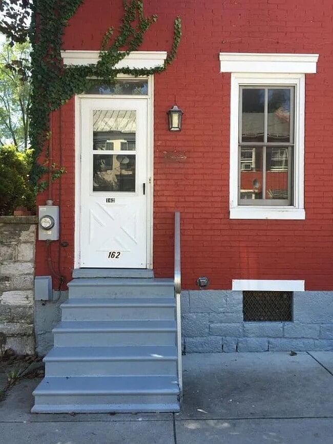 Building Photo - 2 Bedroom in Carlisle, PA!