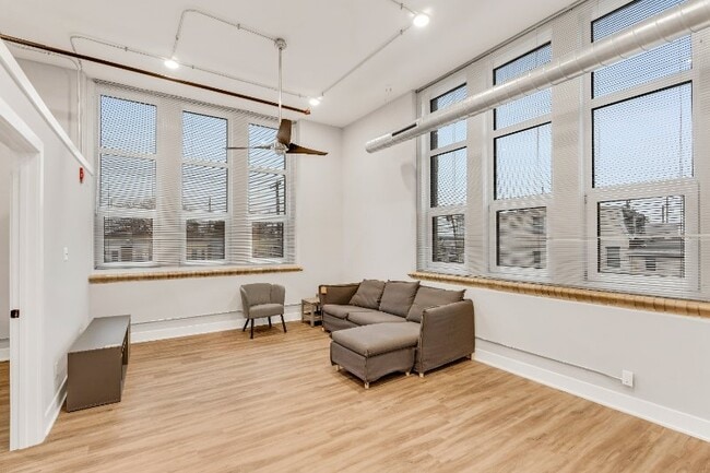 Photo - 3700 Frankford Ave Apartment
