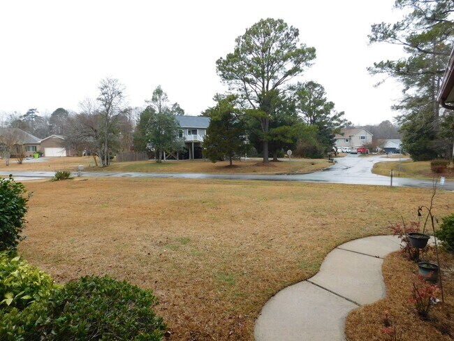 Foto del edificio - 103 Boatswain Dr