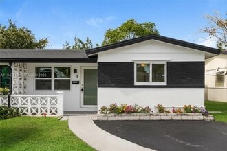 Building Photo - 1225 NW 58th Ave