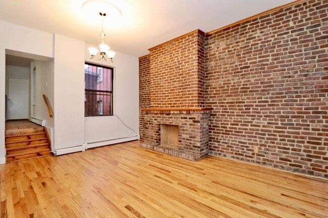 Building Photo - 603 Jersey Ave